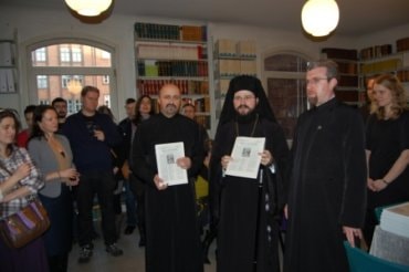 Slujire arhierească în parohia ortodoxă română din orașul Aarhus, Danemarca