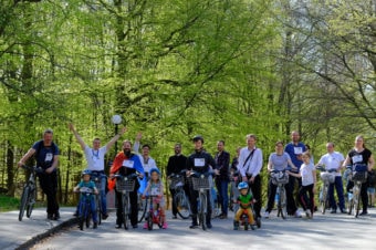 Bishop Macarie with the Orthodox young people at the “Pedaling for Life” bicycle march in Göteborg, Sweden