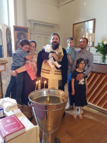 Cu darul lui Dumnezeu, cu umilință și recunoștință mulțumesc tuturor pentru prea multele și prea frumoasele urări de RAI BUN ce mi-au fost transmise cu prilejul împlinirii celor 41 de ani de viață…