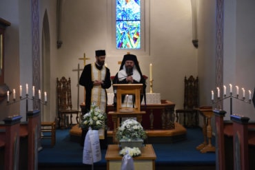 Episcopul Macarie la înmormântarea pruncului Victor: „Pierdem un pruncuț aici pe pământ, însă câștigăm un îngeraș în Rai!”, Trondheim, Norvegia, 9 octombrie 2020 (predica video)