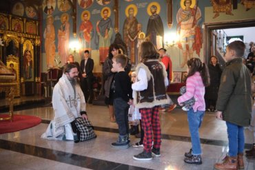 Episcopul Macarie despre acumularea bogăţiilor materiale: cu discernământ şi cu gândul la aproapele (preluare basilica.ro)
