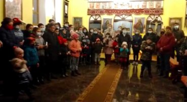Copilașii din Valea Viilor și Copșa Mică ne colindă, vestindu-ne Nașterea Domnului