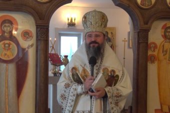 Episcopul Macarie la prăznuirea Sfinților săi Ocrotitori: „Iubite frate, iubită soră, nu ceda! Nu te prăbuși lăuntric și nu te lăsa copleșit sau copleșită de grozăvia defăimărilor, a batjocorii și a linșajului!”, Paraclisul Episcopal din Stockholm, marți, 19 ianuarie 2021