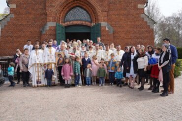 Marțea Luminată în biserica parohiei românești din Borås