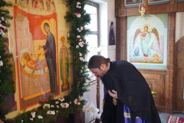 Episcopul Macarie :”Să nu fim nepăsători și nesimțitori față de harul tămăduirii Maicii Domnului!”, cuvânt rostit înaintea Icoanei Maicii Domnului „Tămăduitoarea” de la Esbjerg în Regatul Danemarcei, 7 mai 2022.