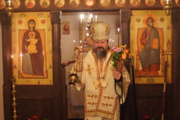 Episcopul Macarie: „Să fim asemenea femeii samarinence și să ne schimbăm radical viața în urma întâlnirii cu Hristos!”, cuvânt rostit în cadrul Privegherii de noapte cu Dumnezeiasca Liturghie, Mănăstirea Ikast, Regatul Danemarcei, 23 mai 2022.