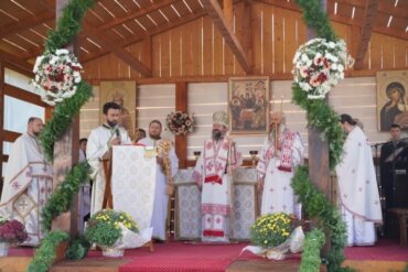 Episcopul Macarie:”Hristos nu a redeschis Raiul cu un drept sau cu un profet ci cu un tâlhar pocăit!” cuvânt rostit după Sfânta Liturghie de hram în Mănăstirea  Pătrăuți, județul Suceava, Înălțarea Sfintei Cruci, 14 septembrie 2022.