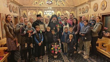 Vizita Episcopului Europei de Nord în Parohia ”Sf. Ier. Vasile cel Mare” din Bacău (preluare eprb.ro)