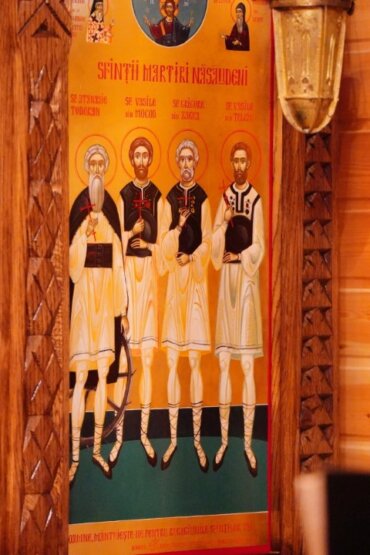 Episcopul Macarie:”Sfinții Martiri și Mărturisitori Năsăudeni ne învață că avem un Domn, o Credință și un Botez!”, cuvânt rostit la Dumnezeiasca Liturghie de hram în biserica românească din Sölvesborg, Regatul Suediei, sâmbătă, 12 noiembrie 2022