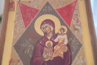 Episcopul Macarie: „Cum să îi ocrotim pe pruncii noștri de atâtea sminteli și primejdii?”, cuvânt rostit la Liturghia de hram în cinstea Sfinților Cuvioși Stelian, Ocrotitorul copiilor, Alipie Stâlpnicul și Nicon la Aabenraa, Regatul Danemarcei, 26 noiembrie 2022