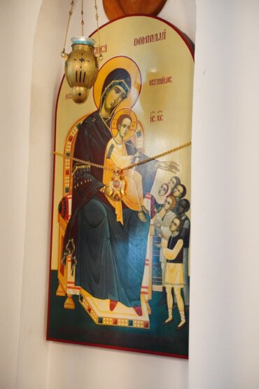 Episcopul Macarie: „Maica Domnului înmoaie pământul pietros al multor inimi!” Cuvânt la Acoperământul Maicii Domnului, 1 octombrie 2023, Jönköping, Regatul Suediei